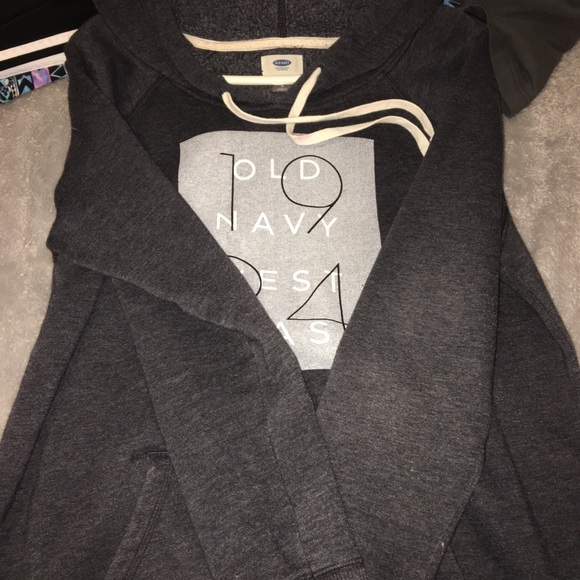 Women’s name brand clothes bundle - Picture 4 of 8